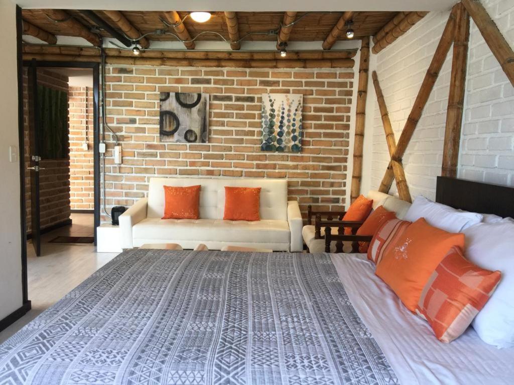 "Bambu Sierra" Cozzy Ecological Lofts Apartment Cuenca Bagian luar foto