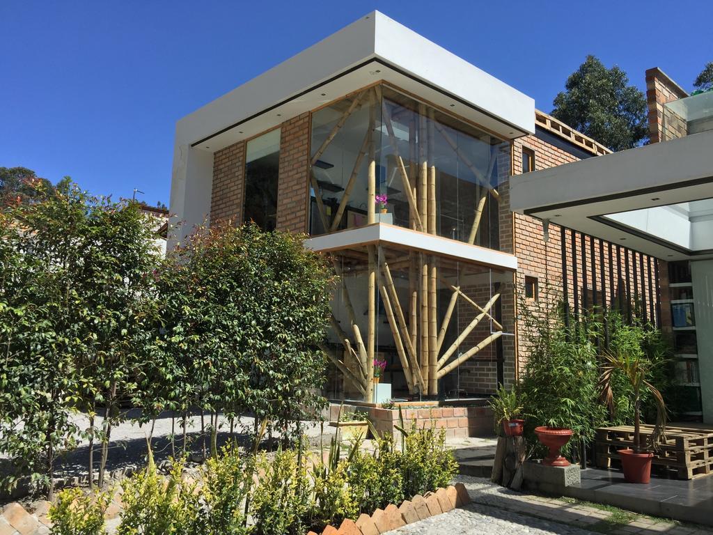 "Bambu Sierra" Cozzy Ecological Lofts Apartment Cuenca Bagian luar foto